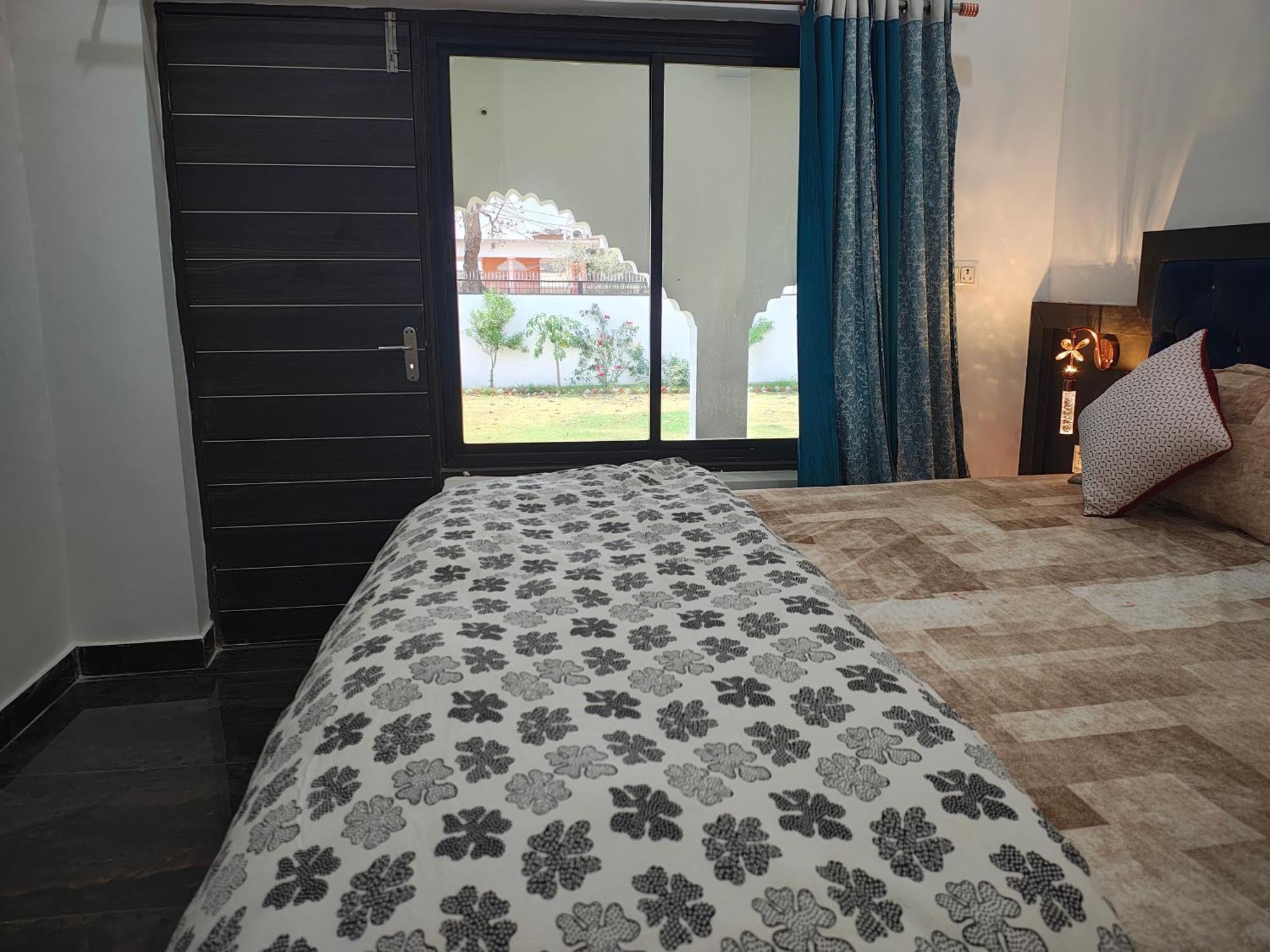Prem Home Stay Khadzsuráhó Kültér fotó
