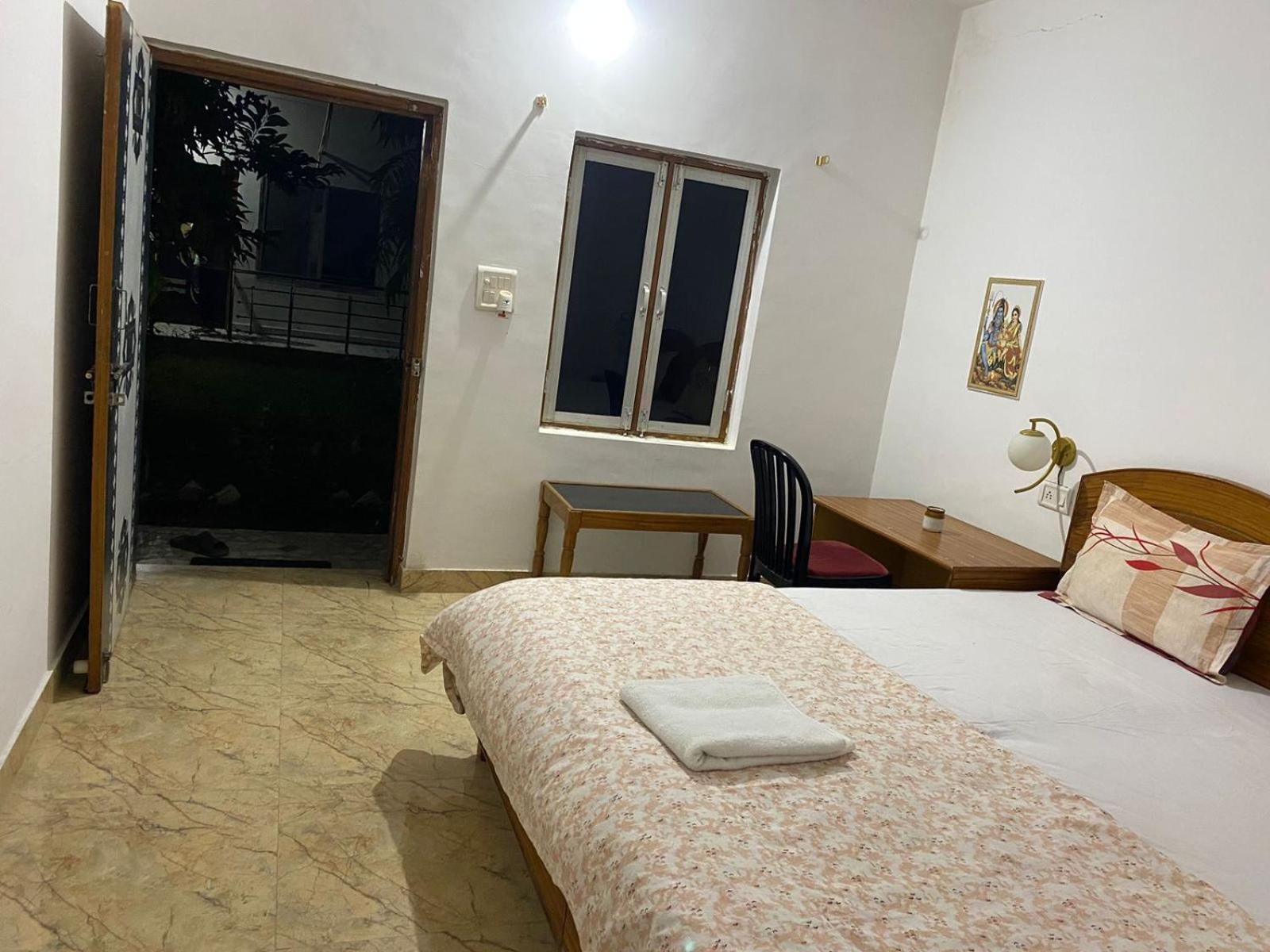 Prem Home Stay Khadzsuráhó Kültér fotó