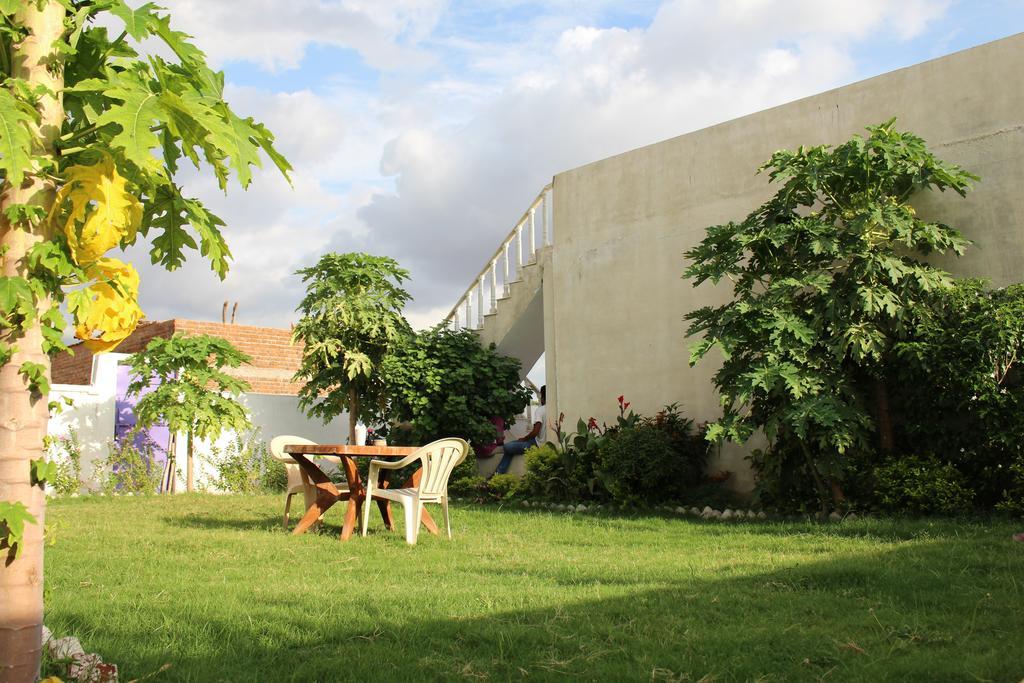 Prem Home Stay Khadzsuráhó Kültér fotó