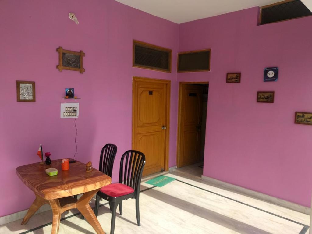 Prem Home Stay Khadzsuráhó Kültér fotó