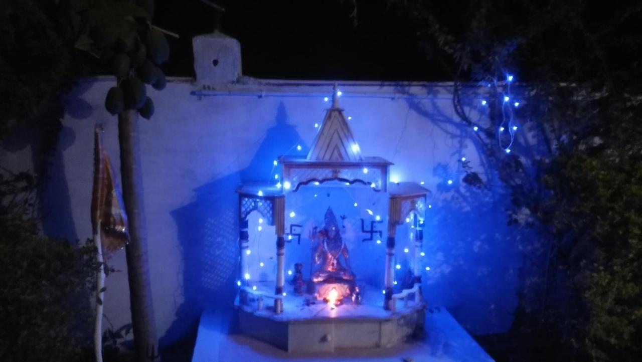 Prem Home Stay Khadzsuráhó Kültér fotó